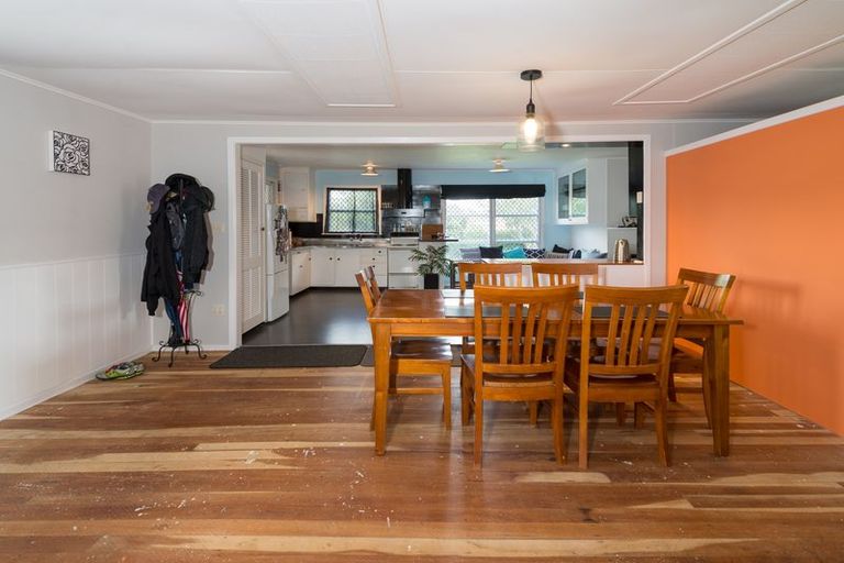 Photo of property in 21 Lee Road, Hannahs Bay, Rotorua, 3010