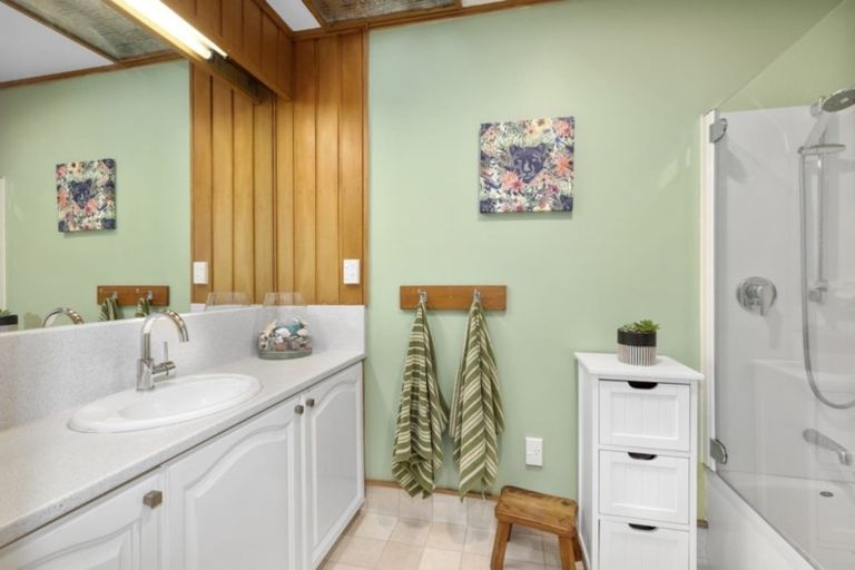 Photo of property in 55 Hay Street, Naenae, Lower Hutt, 5011