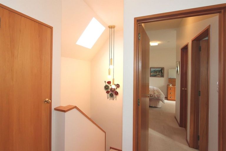 Photo of property in 2/53 Withells Road, Avonhead, Christchurch, 8042