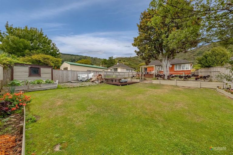 Photo of property in 29 Hay Street, Naenae, Lower Hutt, 5011