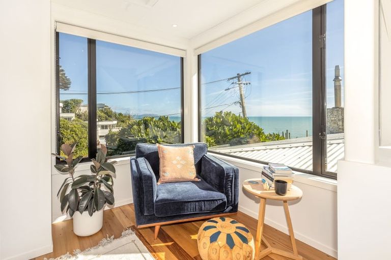 Photo of property in 1 Hydes Road, Raumati South, Paraparaumu, 5032