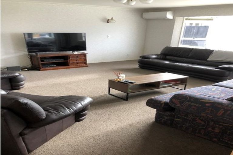 Photo of property in 27 Taylor Terrace, St Andrews, Hamilton, 3200