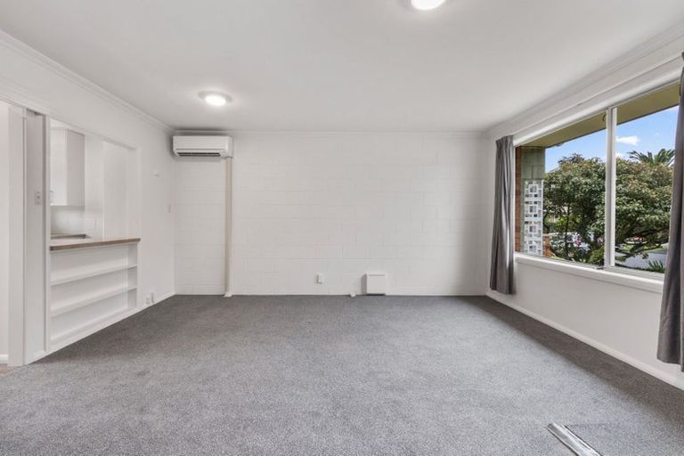 Photo of property in 5a Kowhai Street, Hamilton Lake, Hamilton, 3204