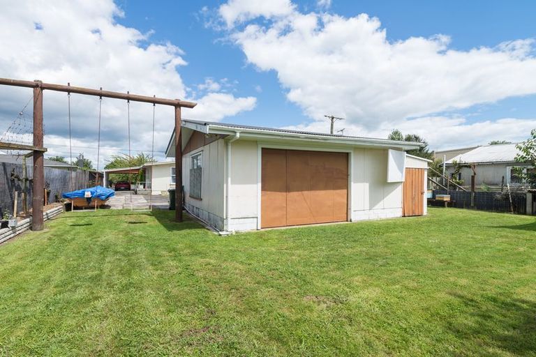 Photo of property in 21 Lee Road, Hannahs Bay, Rotorua, 3010