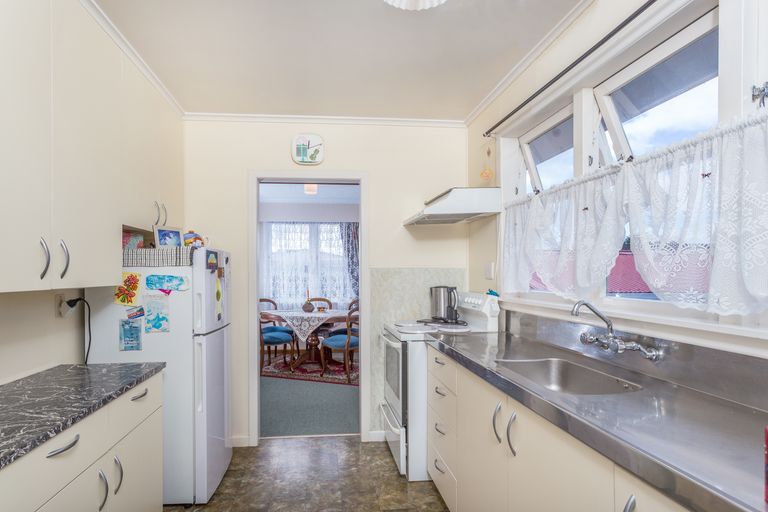 Photo of property in 4/37 Mcleod Road, Weymouth, Auckland, 2103