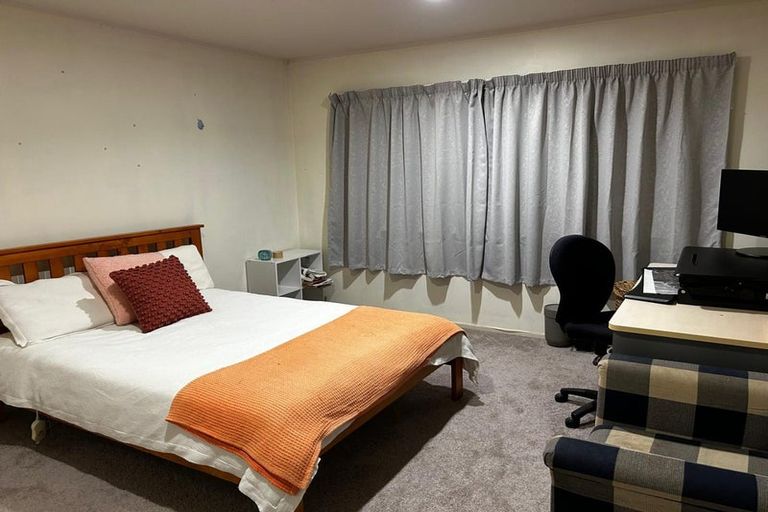 Photo of property in 72a Hazlewood Avenue, Karori, Wellington, 6012