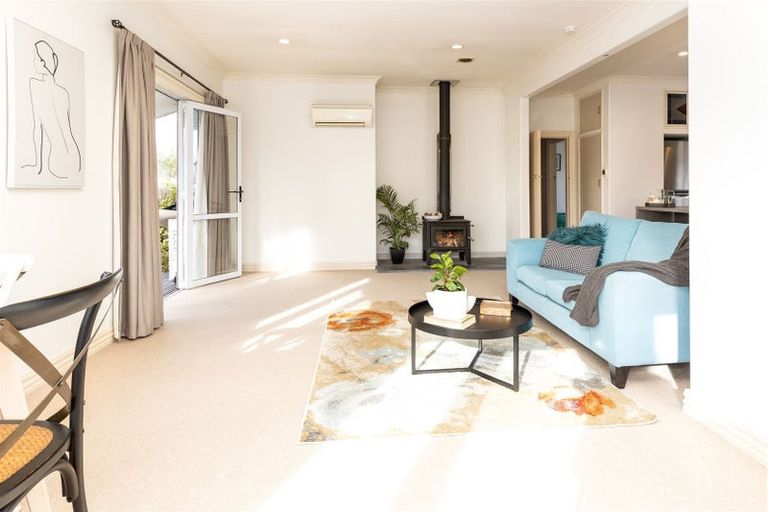 Photo of property in 22 Lakings Road, Springlands, Blenheim, 7201