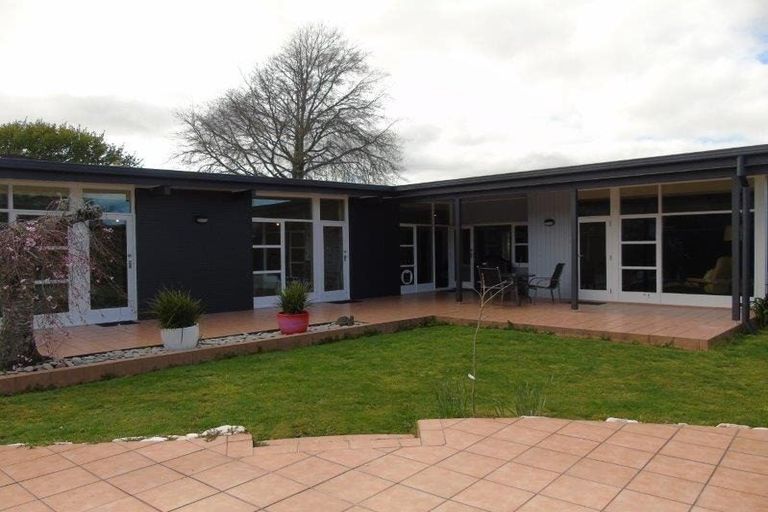 Photo of property in 415 Fergusson Drive, Heretaunga, Upper Hutt, 5018