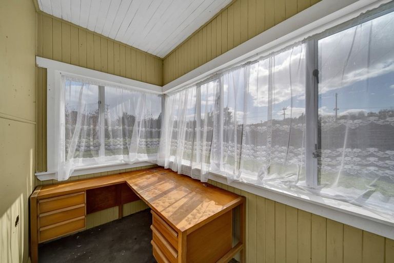 Photo of property in 250 Te Arei Road, Huirangi, New Plymouth, 4373