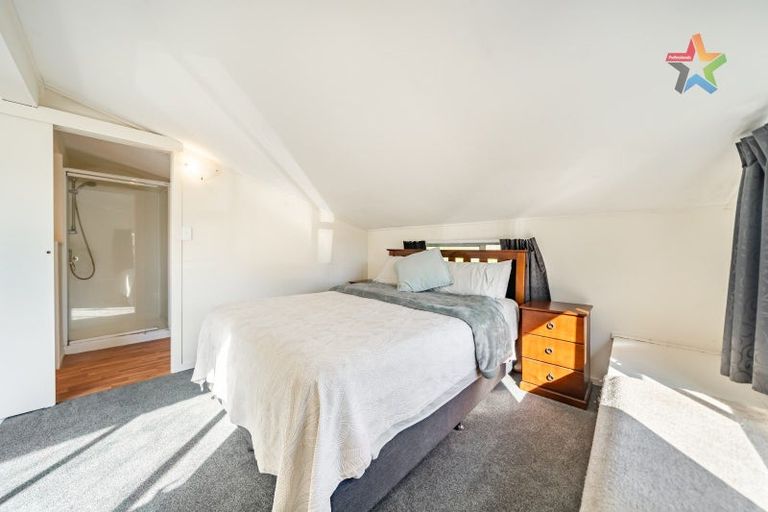 Photo of property in 10 Crawford Grove, Naenae, Lower Hutt, 5011