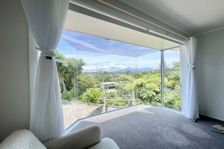 Photo of property in 35f Clearmont Crescent, Blagdon, New Plymouth, 4310