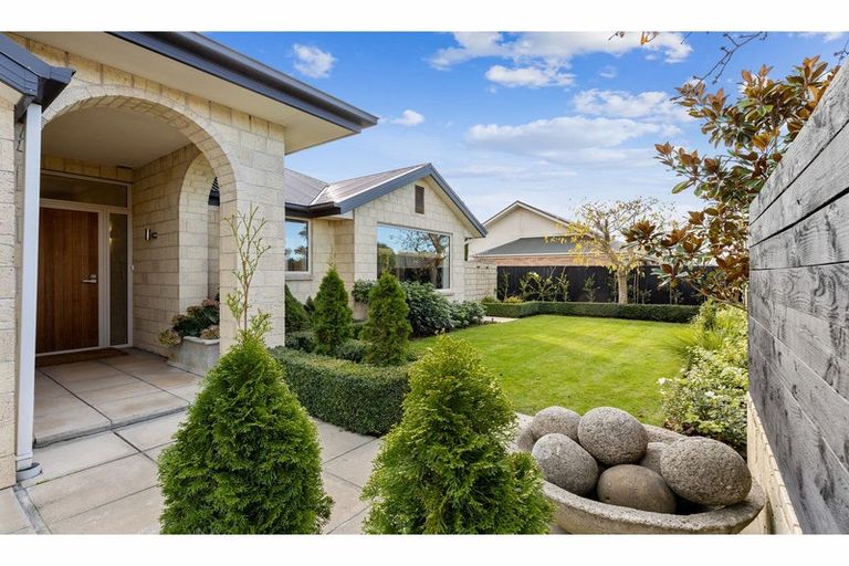 Photo of property in 52 Becmead Drive, Harewood, Christchurch, 8051