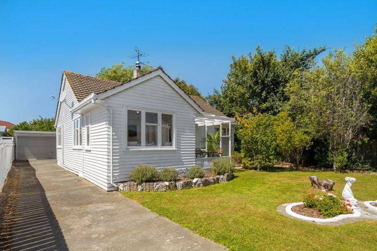 Photo of property in 60 Hutcheson Street, Mayfield, Blenheim, 7201
