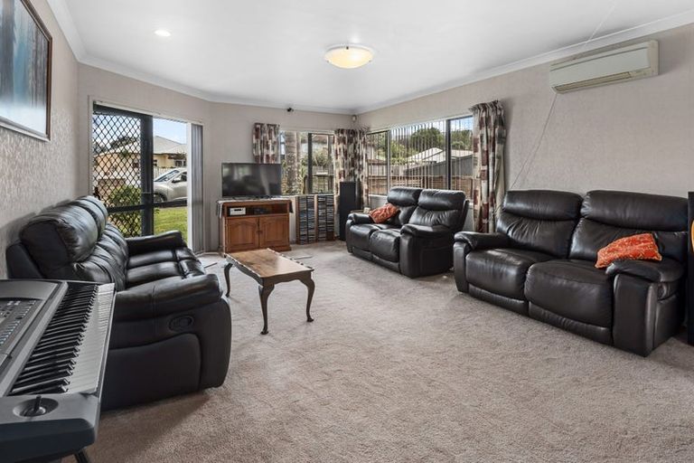 Photo of property in 5a Deveron Street, Regent, Whangarei, 0112