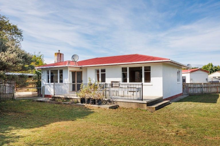 Photo of property in 34 Ruamahanga Crescent, Terrace End, Palmerston North, 4410