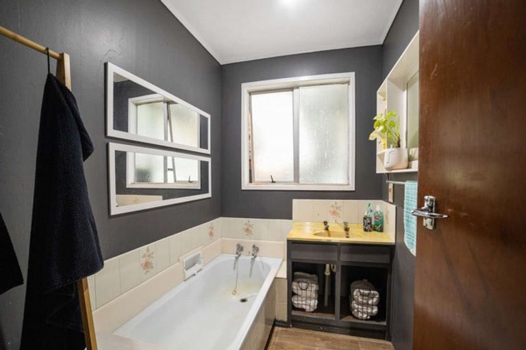 Photo of property in 22 Paraone Road, Tamarau, Gisborne, 4010