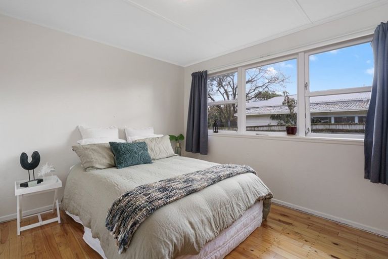 Photo of property in 28 Chums Road, Paraparaumu Beach, Paraparaumu, 5032