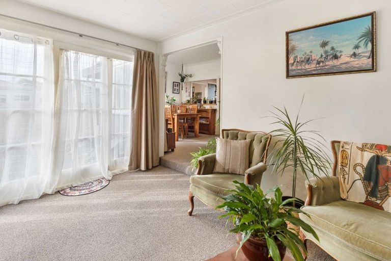 Photo of property in 192 Bartholomew Road, Levin, 5510