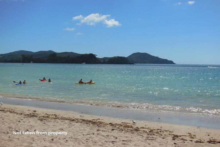 Photo of property in 19 Ongutukura Way, Oakura, Hikurangi, 0184