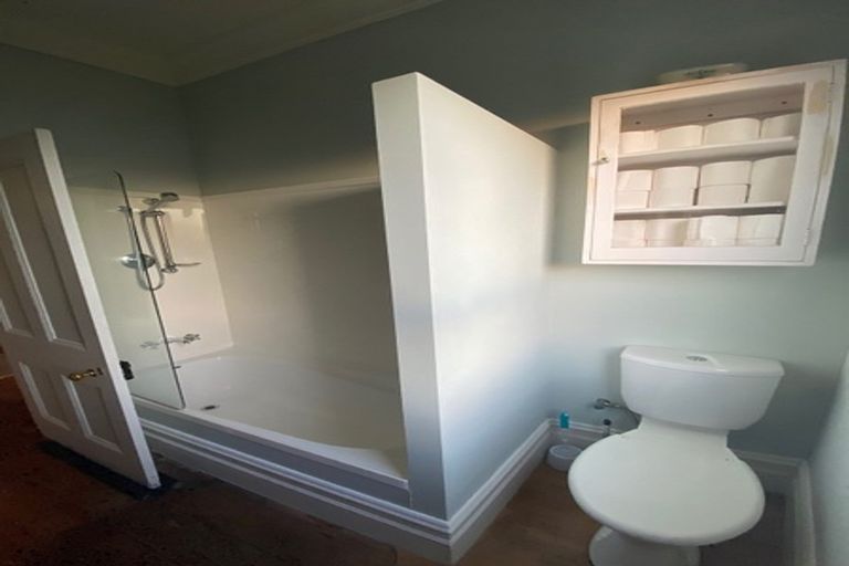 Photo of property in 36 Morley Street, New Plymouth, 4310