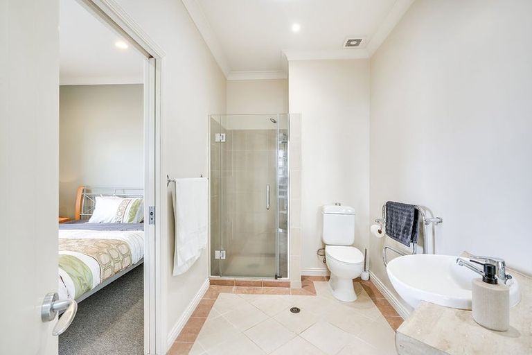 Photo of property in 2e/11 London Street, Hamilton Central, Hamilton, 3204