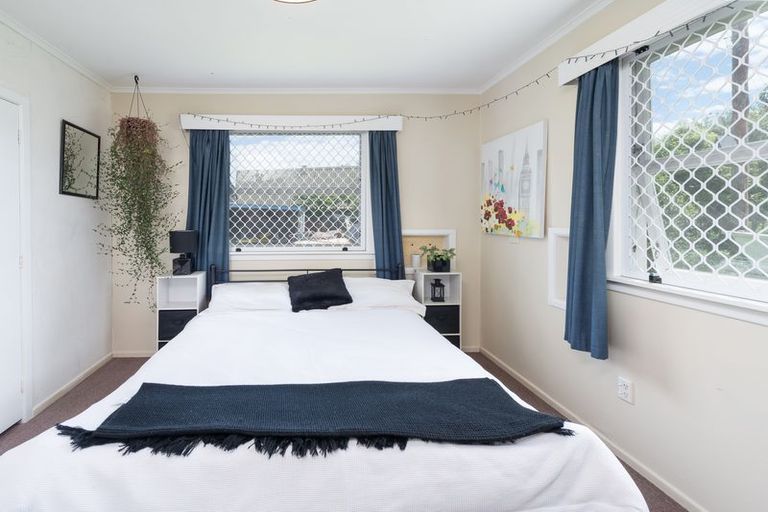 Photo of property in 21 Lee Road, Hannahs Bay, Rotorua, 3010