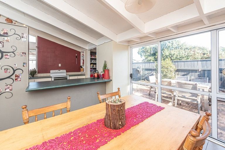 Photo of property in 1 Banks Place, Tawhero, Whanganui, 4501