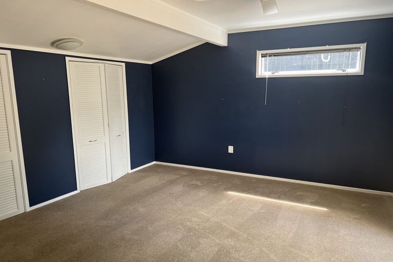 Photo of property in 112 Harbour View Road, Omokoroa, 3114