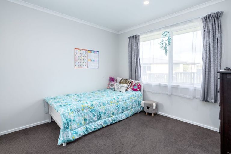 Photo of property in 4 Mckerrow Place, Featherston, 5710