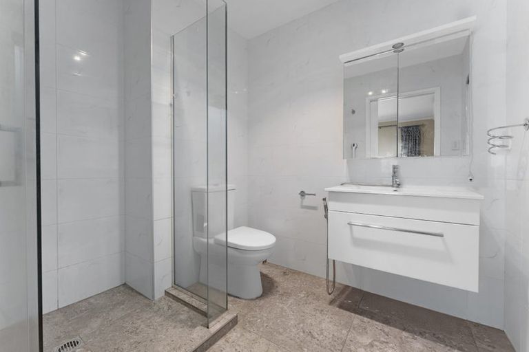 Photo of property in 9 Keywella Drive, Conifer Grove, Takanini, 2112