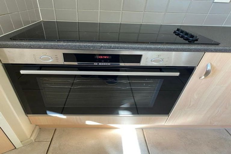 Photo of property in 43b Halswell Junction Road, Halswell, Christchurch, 8025