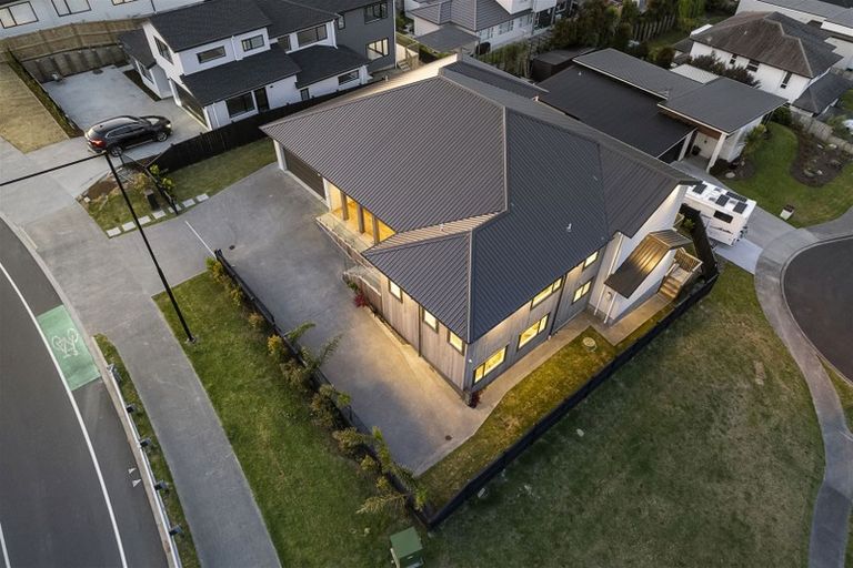 Photo of property in 50 Wainui Road, Silverdale, 0932