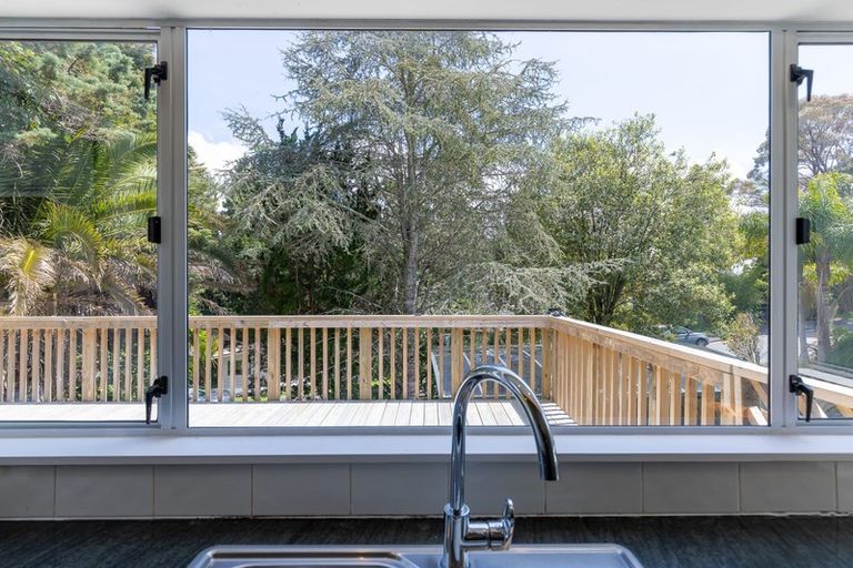 Photo of property in 103 Wirihana Road, Titirangi, Auckland, 0604