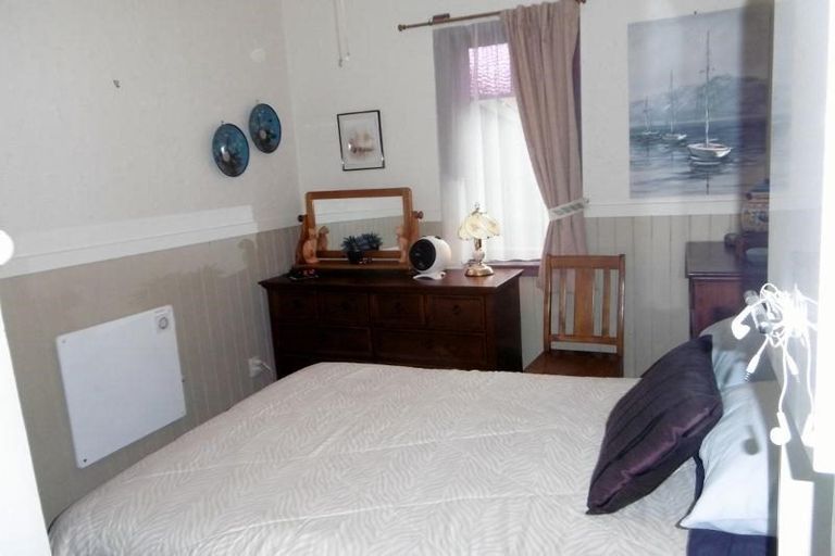 Photo of property in 2 Charles Street, Te Kamo, Whangarei, 0112