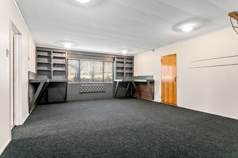 Photo of property in 24 Cherry Lane, Acacia Bay, Taupo, 3330