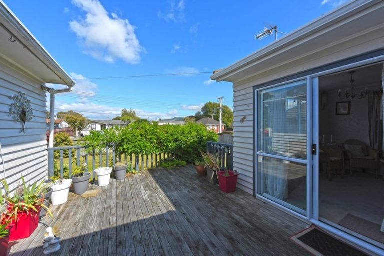 Photo of property in 20 Davis Crescent, Elderslea, Upper Hutt, 5018