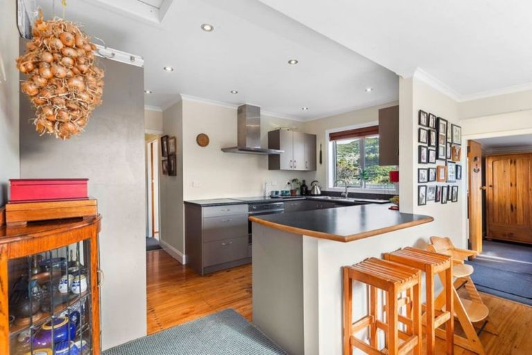 Photo of property in 86 Fraser Avenue, Johnsonville, Wellington, 6037