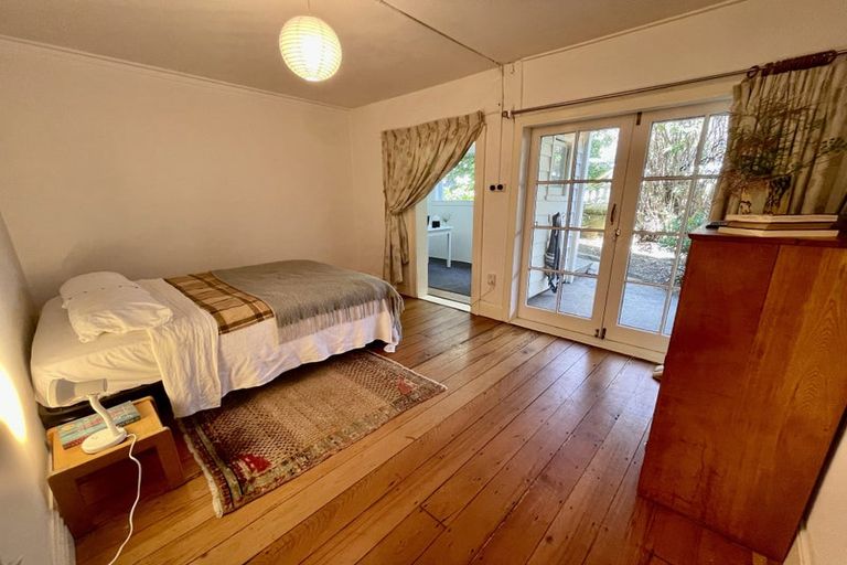 Photo of property in 2 Bath Street, Plimmerton, Porirua, 5026