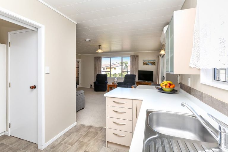 Photo of property in 3a Rossiter Crescent, Lynmouth, New Plymouth, 4310