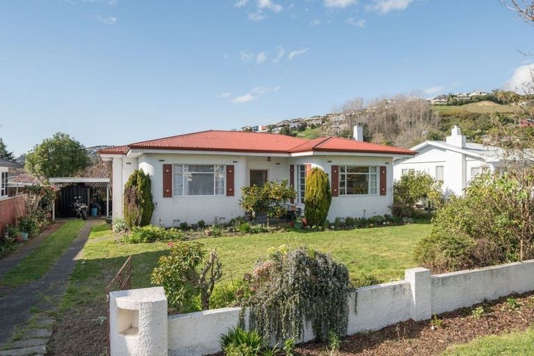 Photo of property in 3 Arapiki Road, Stoke, Nelson, 7011