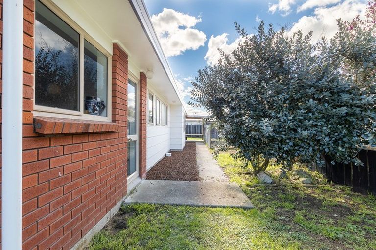 Photo of property in 105 Browning Street, Leamington, Cambridge, 3432