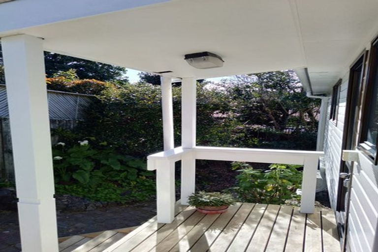 Photo of property in 2/32 Kenneth Hopper Place, Manly, Whangaparaoa, 0930