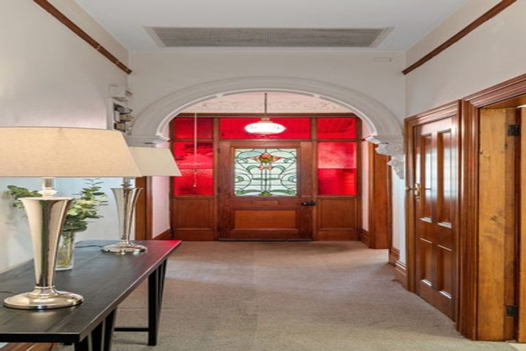 Photo of property in 42 Hawkesbury Avenue, St Albans, Christchurch, 8014