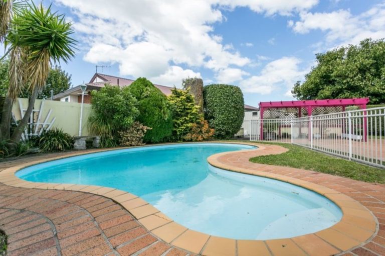 Photo of property in 65 Auckland Road, Greenmeadows, Napier, 4112