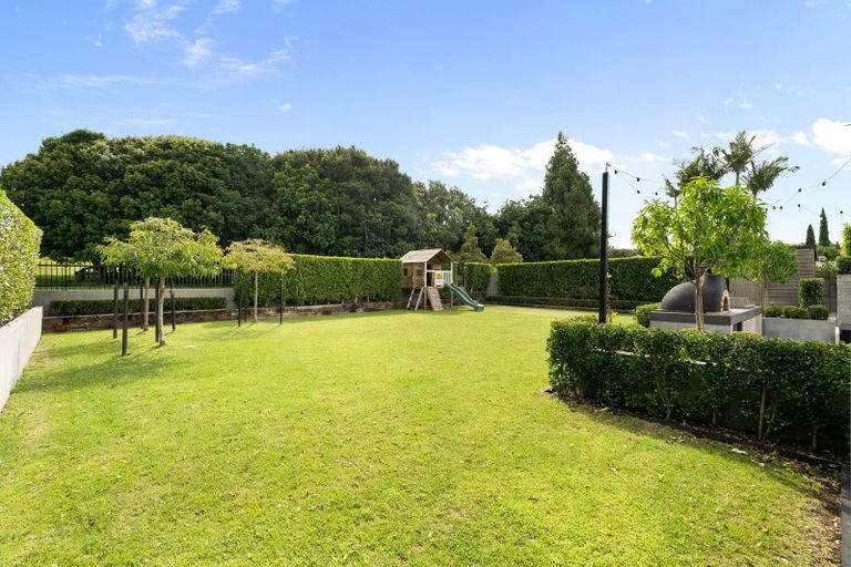 Photo of property in 39 Maungakiekie Avenue, Greenlane, Auckland, 1051