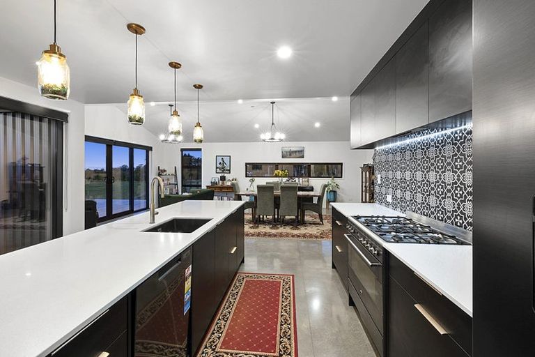 Photo of property in 1640 Mangorei Road, Mangorei, New Plymouth, 4371