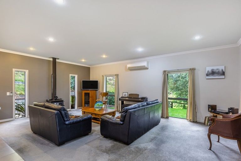 Photo of property in 879 Tukairangi Road, Acacia Bay, Taupo, 3385