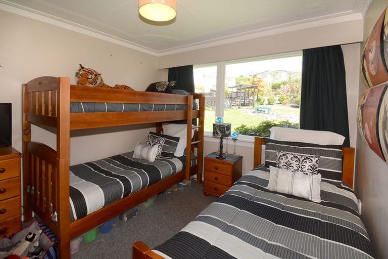 Photo of property in 10 Kinmont Crescent, Kinmont Park, Mosgiel, 9024