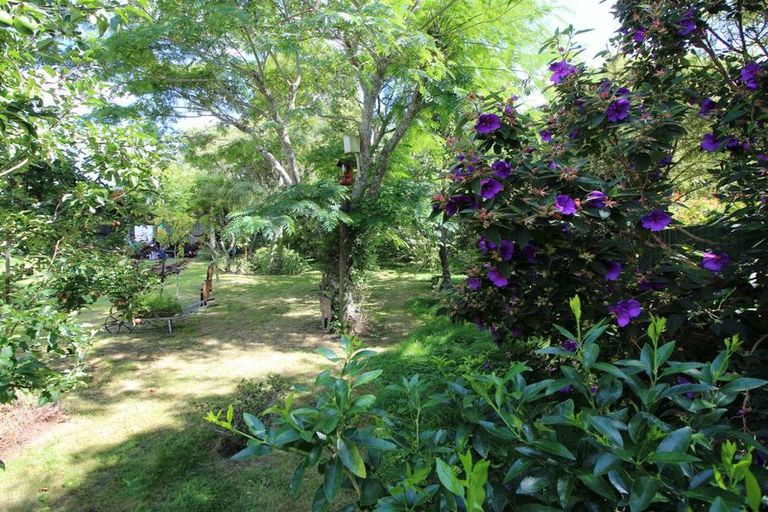Photo of property in 46 Mountain Road, Western Heights, Rotorua, 3015