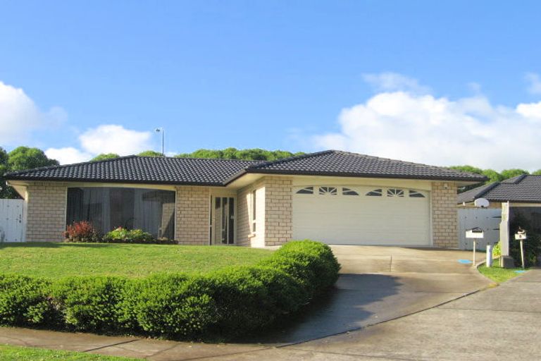 Photo of property in 7 Campile Close, East Tamaki, Auckland, 2016